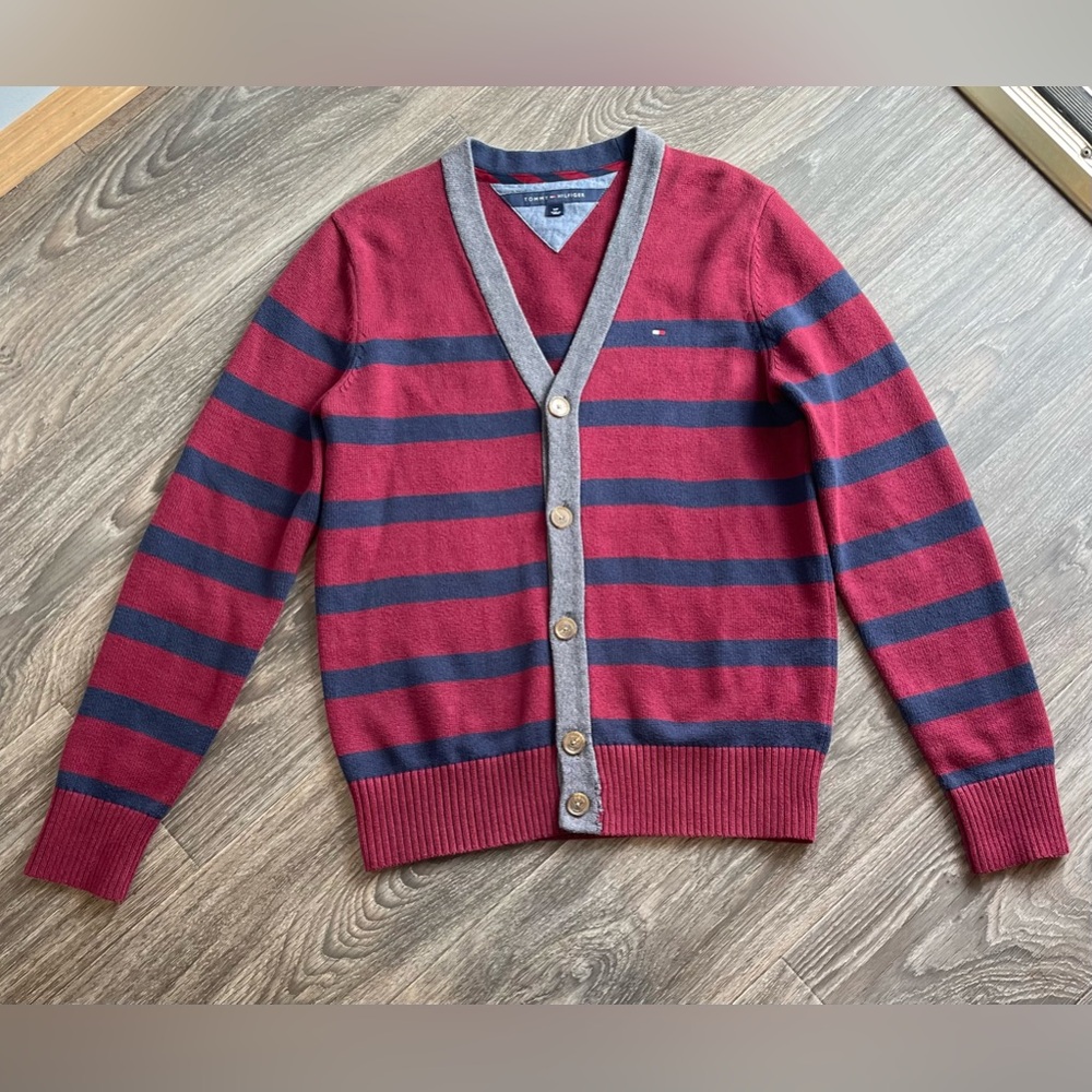 Vintage Tommy Hilfiger Men's Cardigan with flaw.